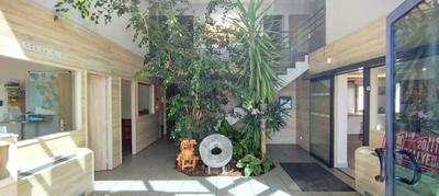 Entrepôt - 1 120 m² - 20 pièces