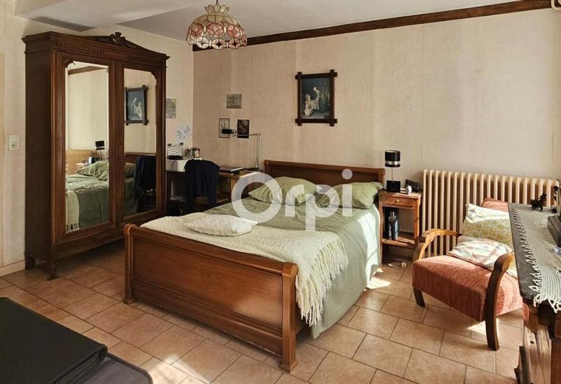 Maison - 123 m² - 5 pièces