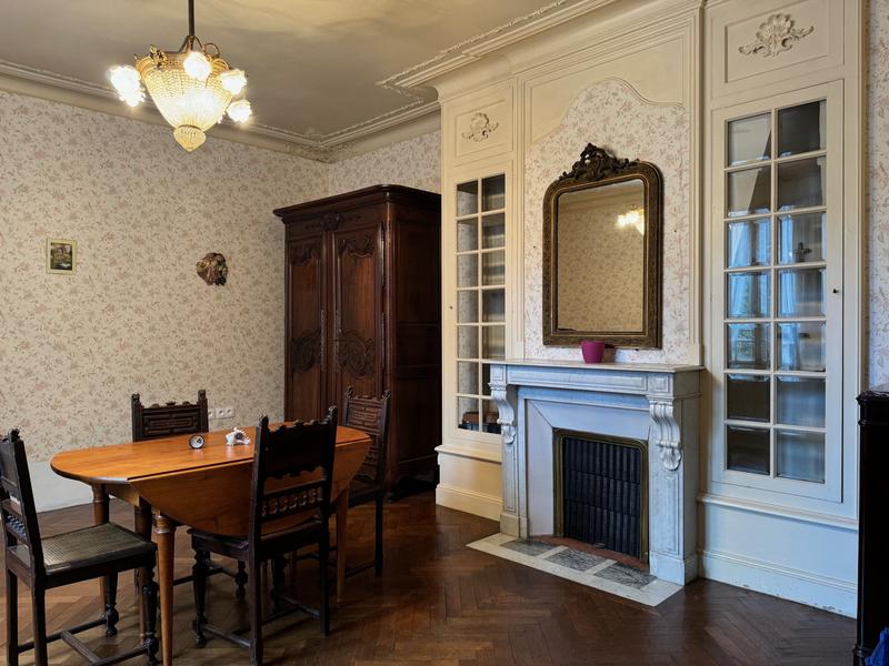 Maison ancienne - 194 m² - 8 pièces