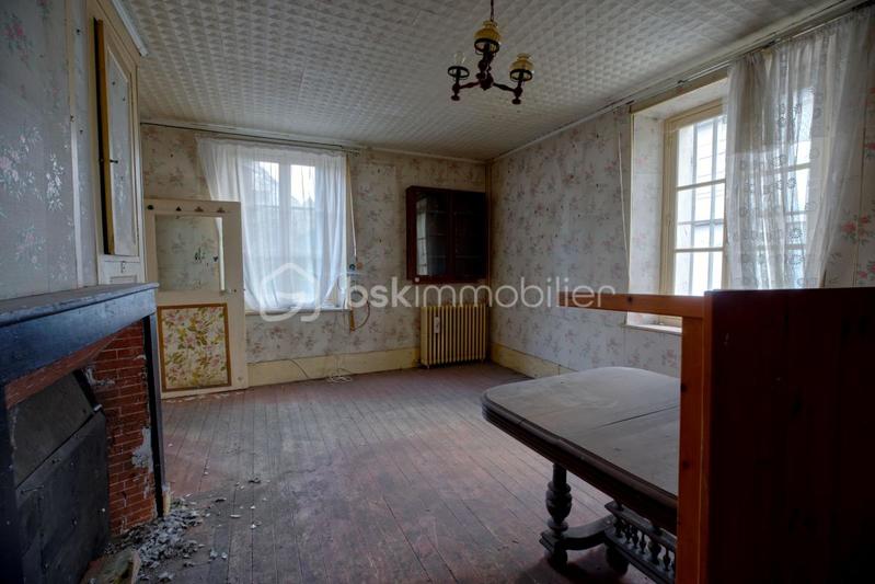 Maison traditionnelle - 234 m² - 6 pièces