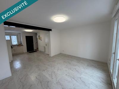 Maison - 90 m² - 5 pièces