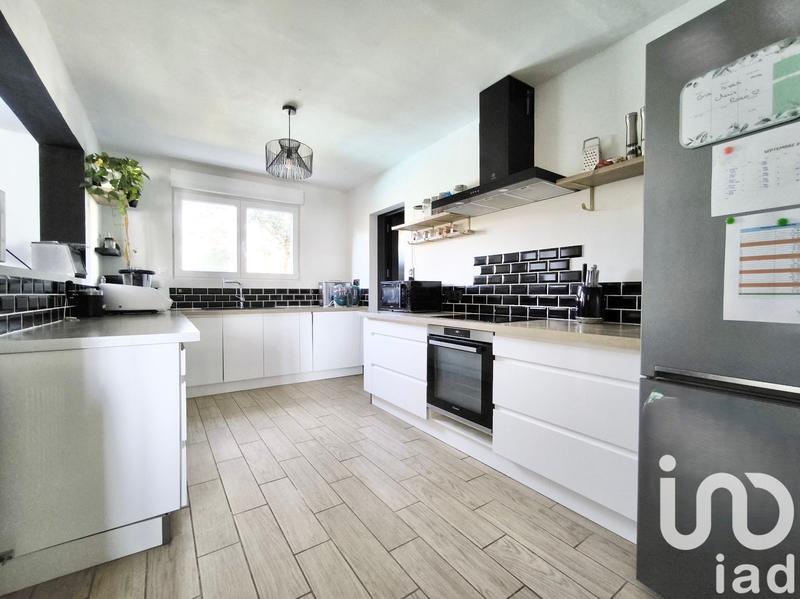 Maison - 135 m² - 6 pièces