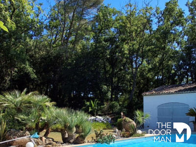 Villa - 204 m² - 3 pièces