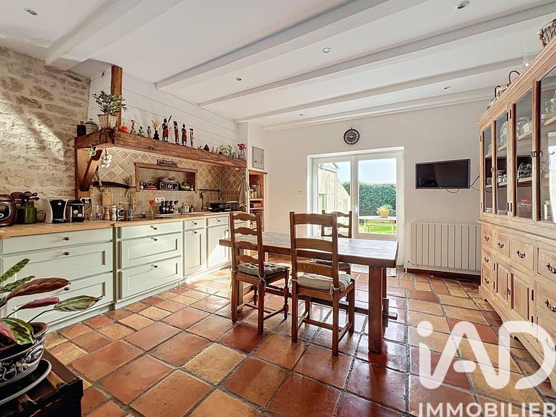 Maison - 230 m² - 6 pièces