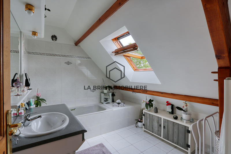 Maison - 103 m² - 5 pièces