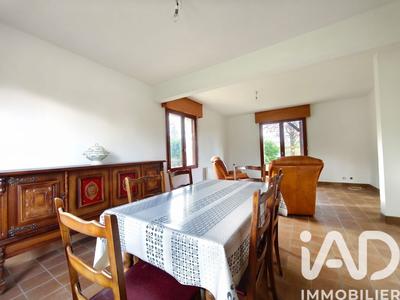 Maison - 123 m² - 6 pièces