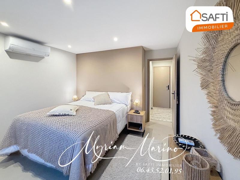 Villa - 180 m² - 8 pièces