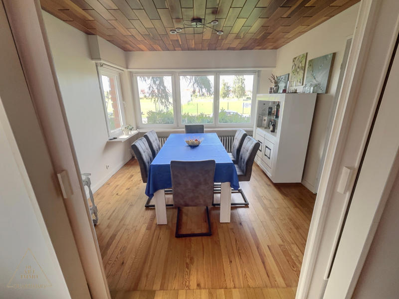 Maison - 94 m² - 4 pièces