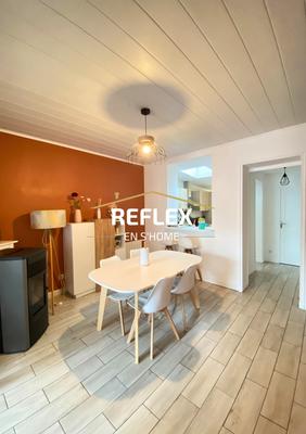 Maison - 90 m² - 5 pièces