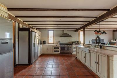 Propriété - 564 m² - 16 pièces