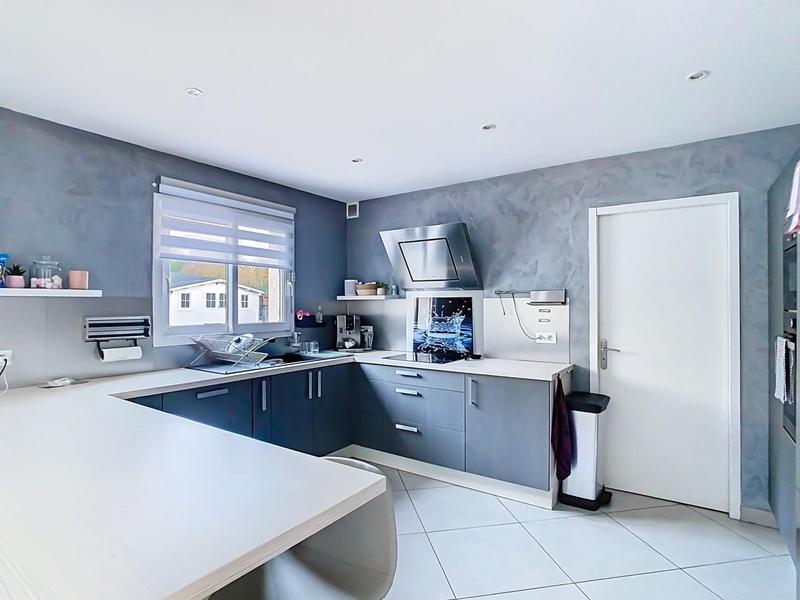 Maison - 145 m² - 5 pièces