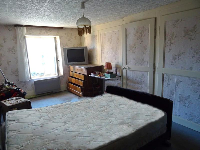 Maison - 93 m² - 8 pièces