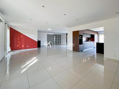 Maison - 170 m² - 6 pièces