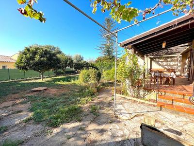 Villa - 90 m² - 4 pièces