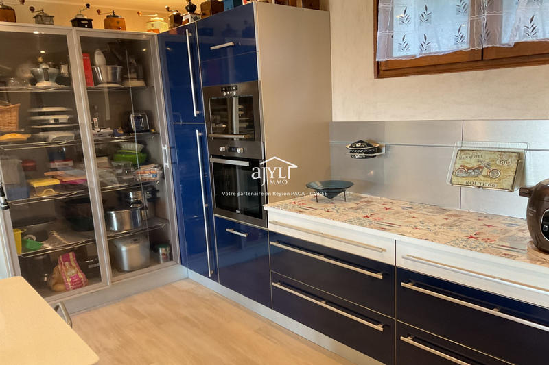 Maison - 134 m² - 5 pièces