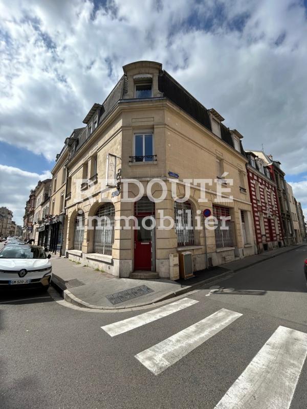 Local commercial - 96 m² - 3 pièces