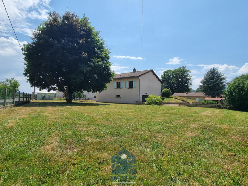 Maison - 92 m² - 4 pièces