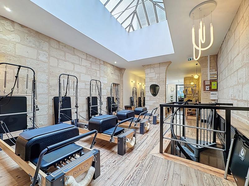 Fonds de commerce - Local commercial - 171 m²