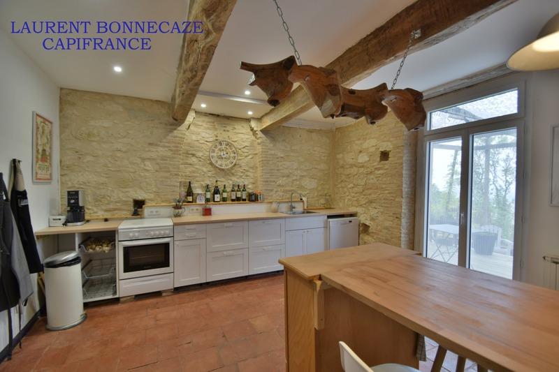 Maison - 283 m² - 6 pièces