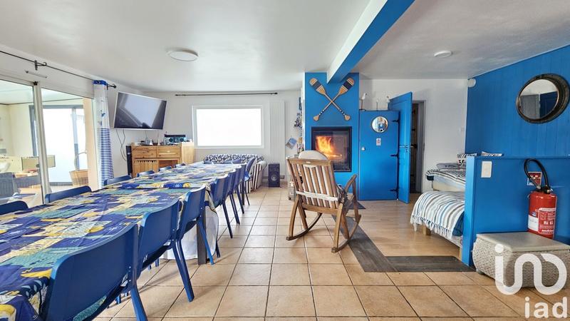 Maison - 260 m² - 11 pièces