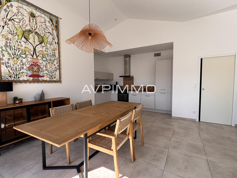 Appartement - 88 m² - 3 pièces