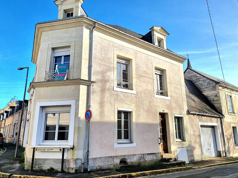 Maison - 170 m² - 9 pièces