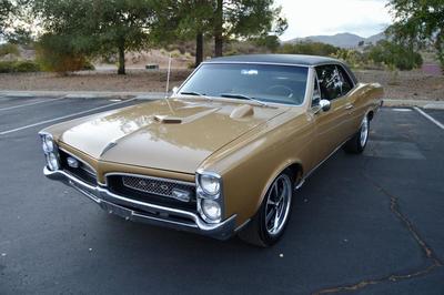 Pontiac Gto V8