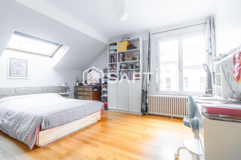 Maison - 188 m² - 8 pièces