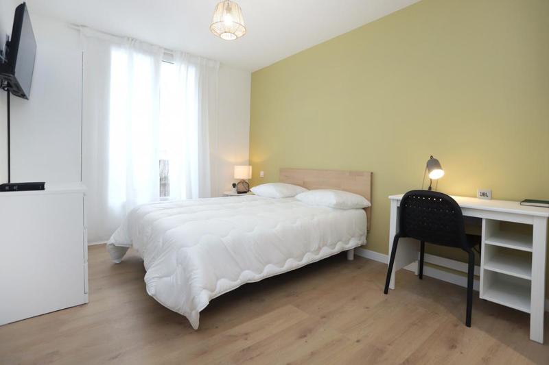 Appartement - 81 m² - 5 pièces