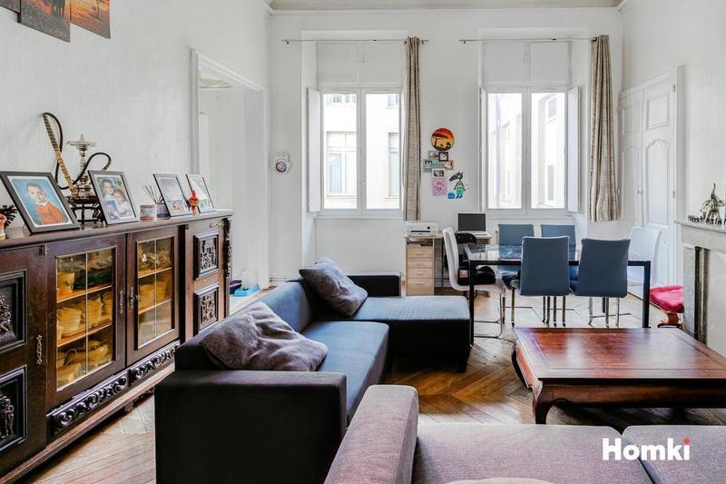 Immeuble - 966 m² - 46 pièces