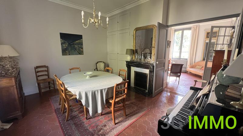 Maison ancienne - 200 m² - 10 pièces