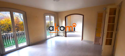 Maison - 138 m² - 6 pièces