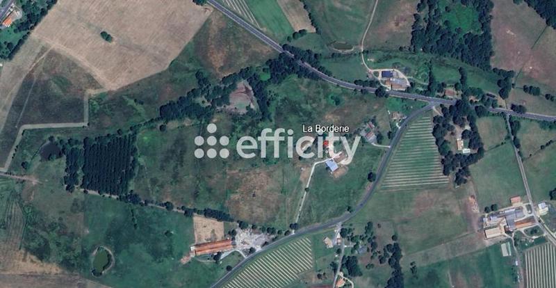 Maison - 415 m² - 15 pièces