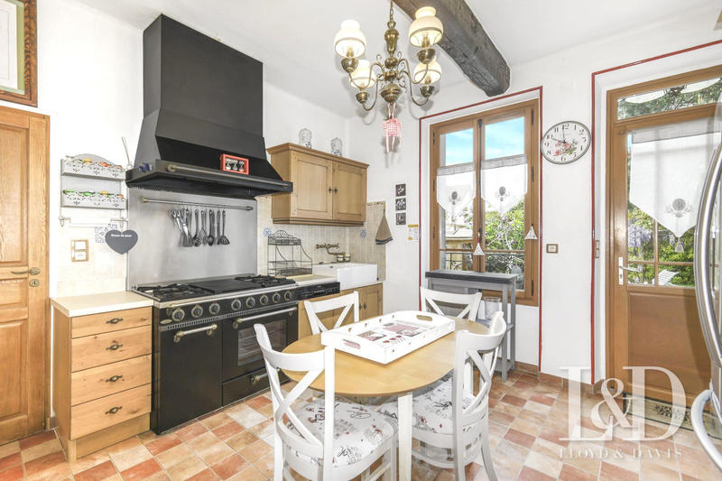 Maison - 170 m² - 6 pièces