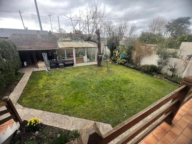 Maison - 136 m² - 6 pièces