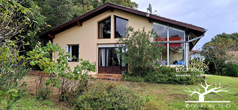 Villa - 90 m² - 4 pièces