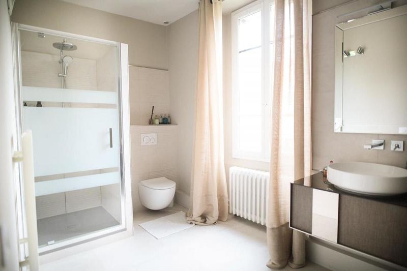 Propriété - 616 m² - 6 pièces