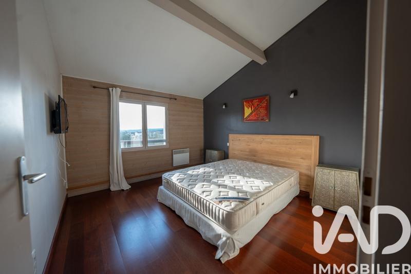 Maison - 152 m² - 8 pièces