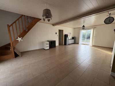 Maison - 192 m² - 4 pièces