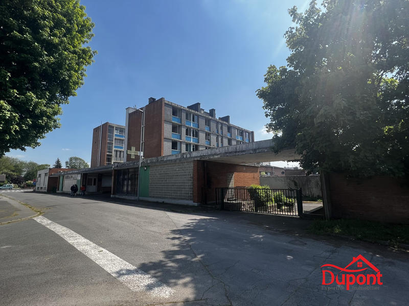 Immeuble - 1 353 m² - 6 pièces