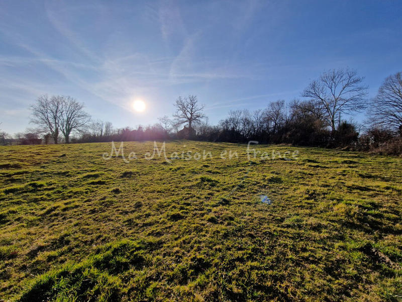 Maison - 160 m² - 1 pièce