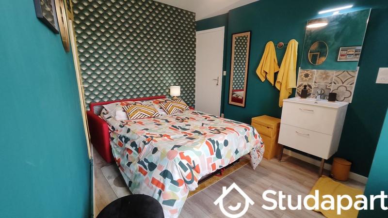 Chambre - 12 m² - 1 pièce