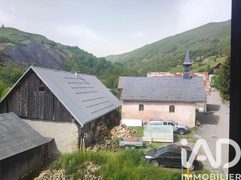 Maison - 179 m² - 15 pièces