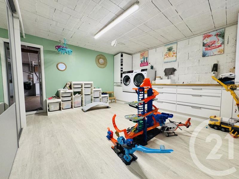 Maison - 110 m² - 6 pièces