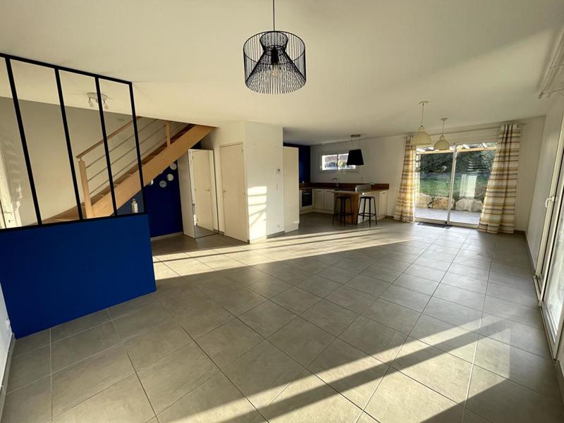 Maison - 88 m² - 5 pièces