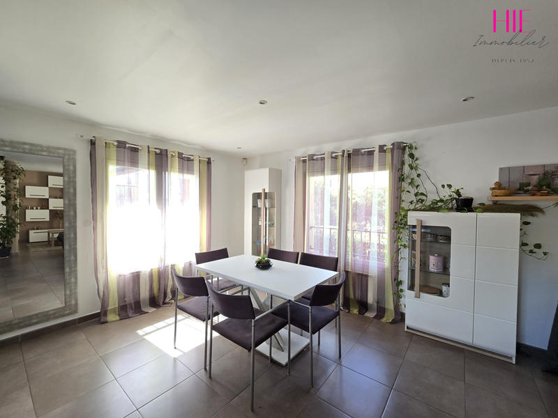 Maison - 84 m² - 5 pièces