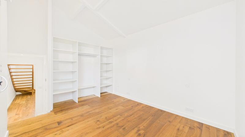 Maison - 169 m² - 7 pièces