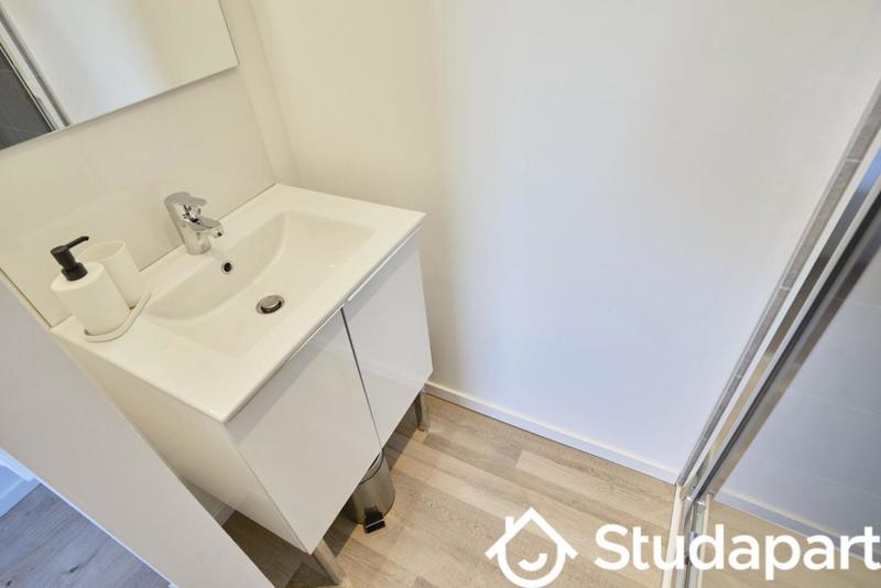 Chambre - 15 m² - 1 pièce