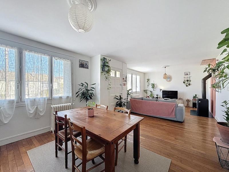 Maison ancienne - 76 m² - 6 pièces