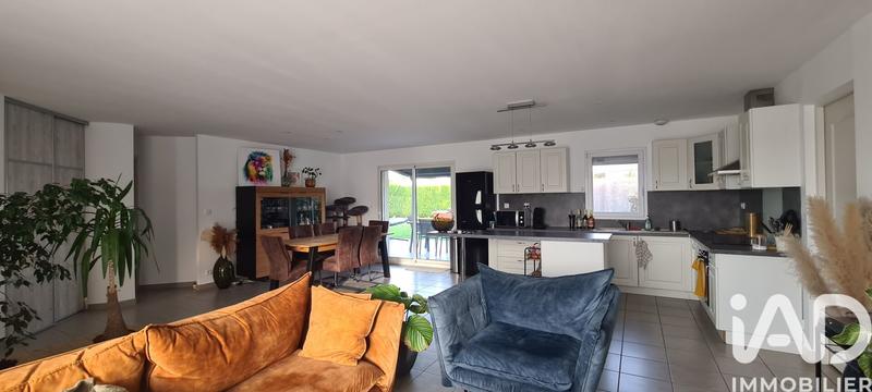 Maison - 101 m² - 5 pièces